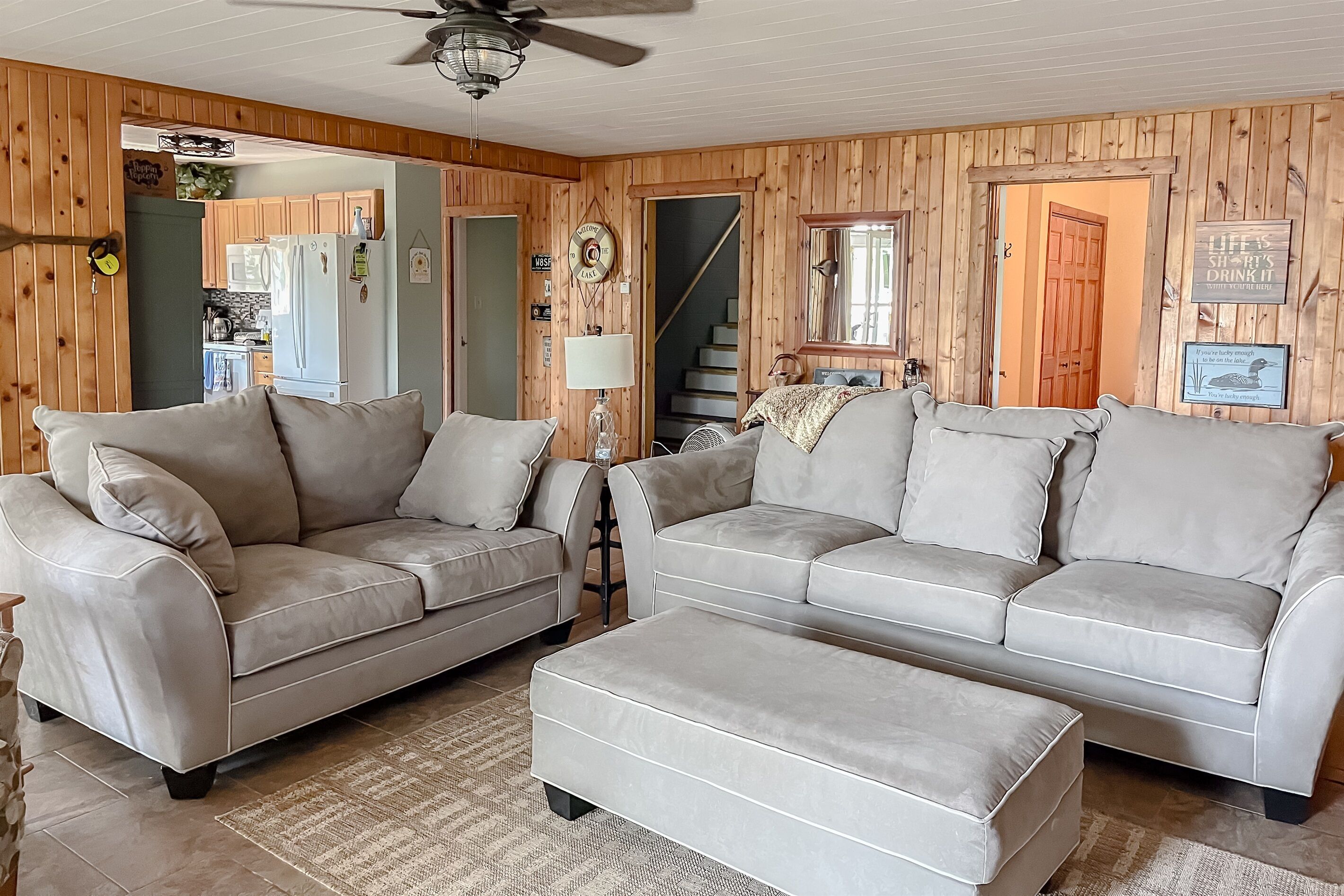 Smart TV, DVD player