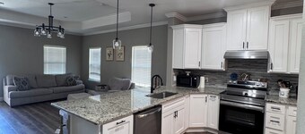 Charming 3-bedroom house with AC in Quinlan