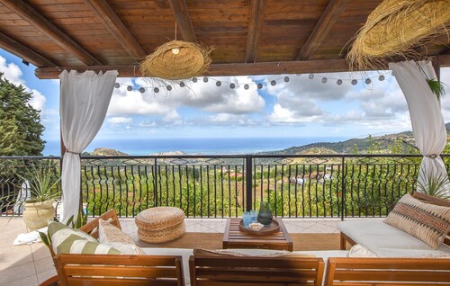 Pet friendly home in Caccamo
