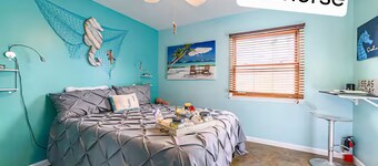 Steps to Cocoa Beach/Cruisers Welcome/Space X/1-bedroom apartment 1-bath