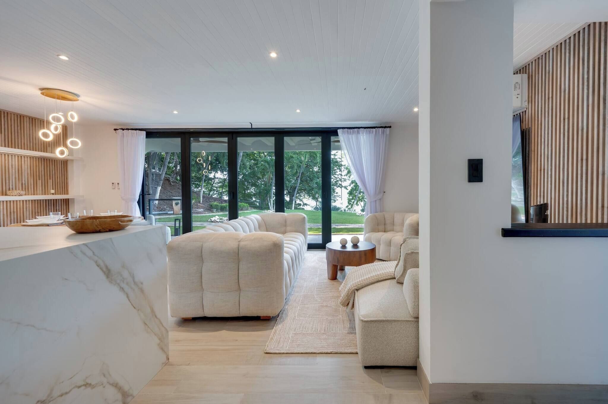 Appartamento, 2 camere da letto, balcone, vista oceano | Soggiorno