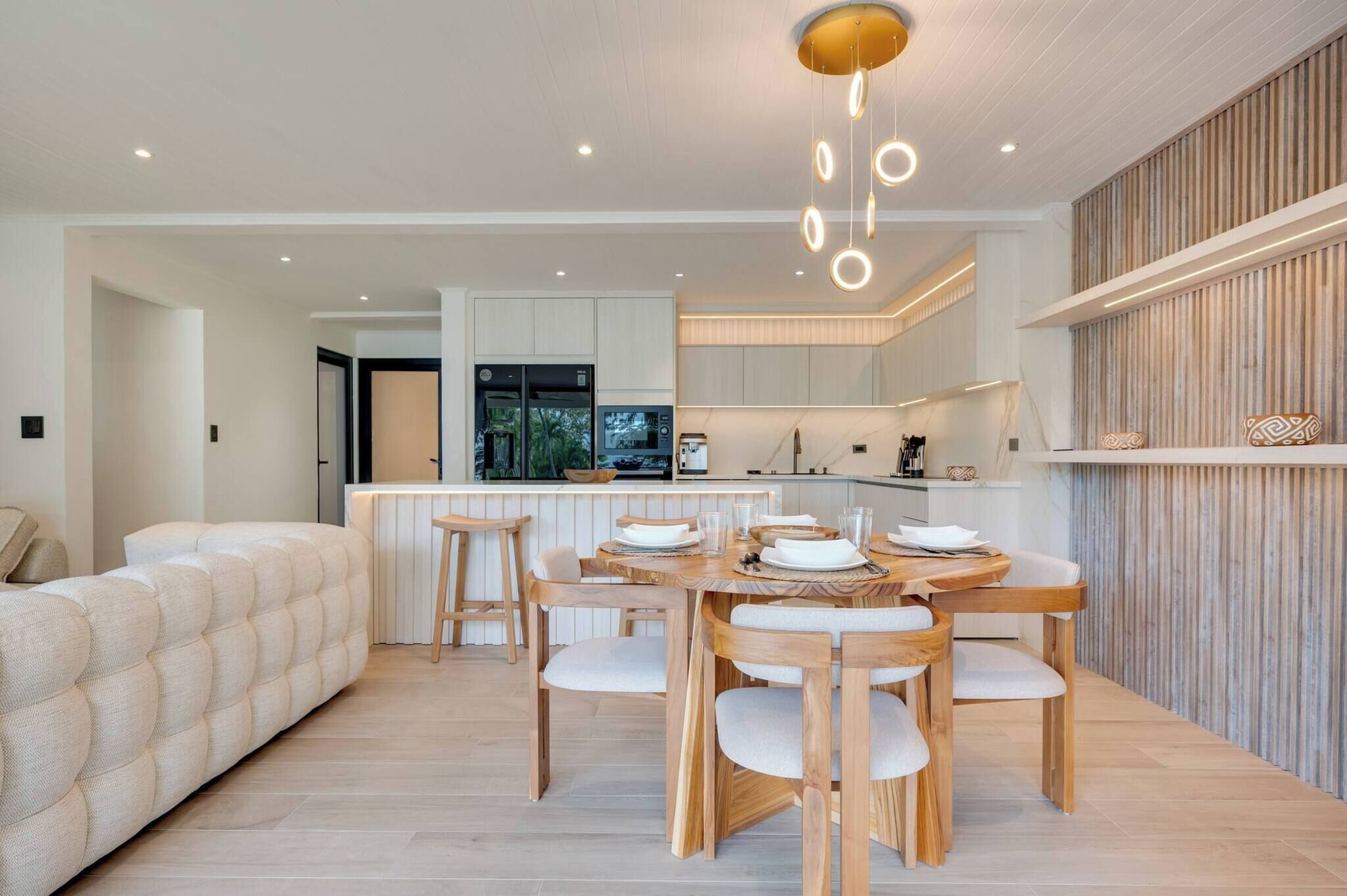 Condo, 2 Bedrooms, Balcony, Ocean View | Dining room