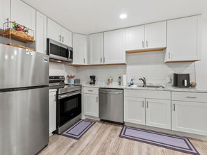 Leilighet, 1 soverom, røyk, balkong | Innvendig