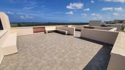 Charming 2-bedroom bungalow in Kilifi County with AC