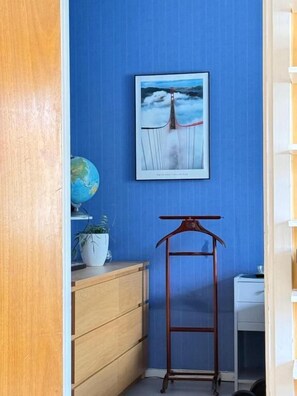 Classic Apartment, City View | Blackout drapes, soundproofing, iron/ironing board, free WiFi - Apartment in S West Sthlm close to Metro (Hägersten)