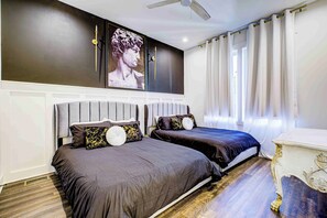 4 Schlafzimmer, Bügeleisen/Bügelbrett, WLAN, Bettwäsche