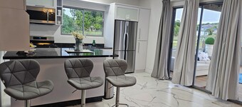 3-bedroom house in marvelous Camaceyes with AC