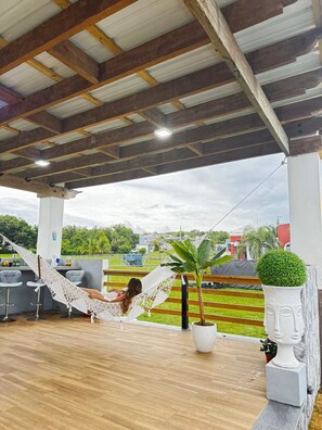 Terrace/patio - 3-bedroom house in marvelous Camaceyes with AC (Aguadilla)