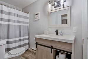 Shower, towels