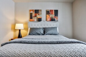 2 bedrooms, desk, free WiFi, bed sheets