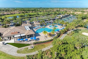 Exterior - Resort style lakefront condo in River Strand - Golf membership included - Florida Sunshine (Bradenton)