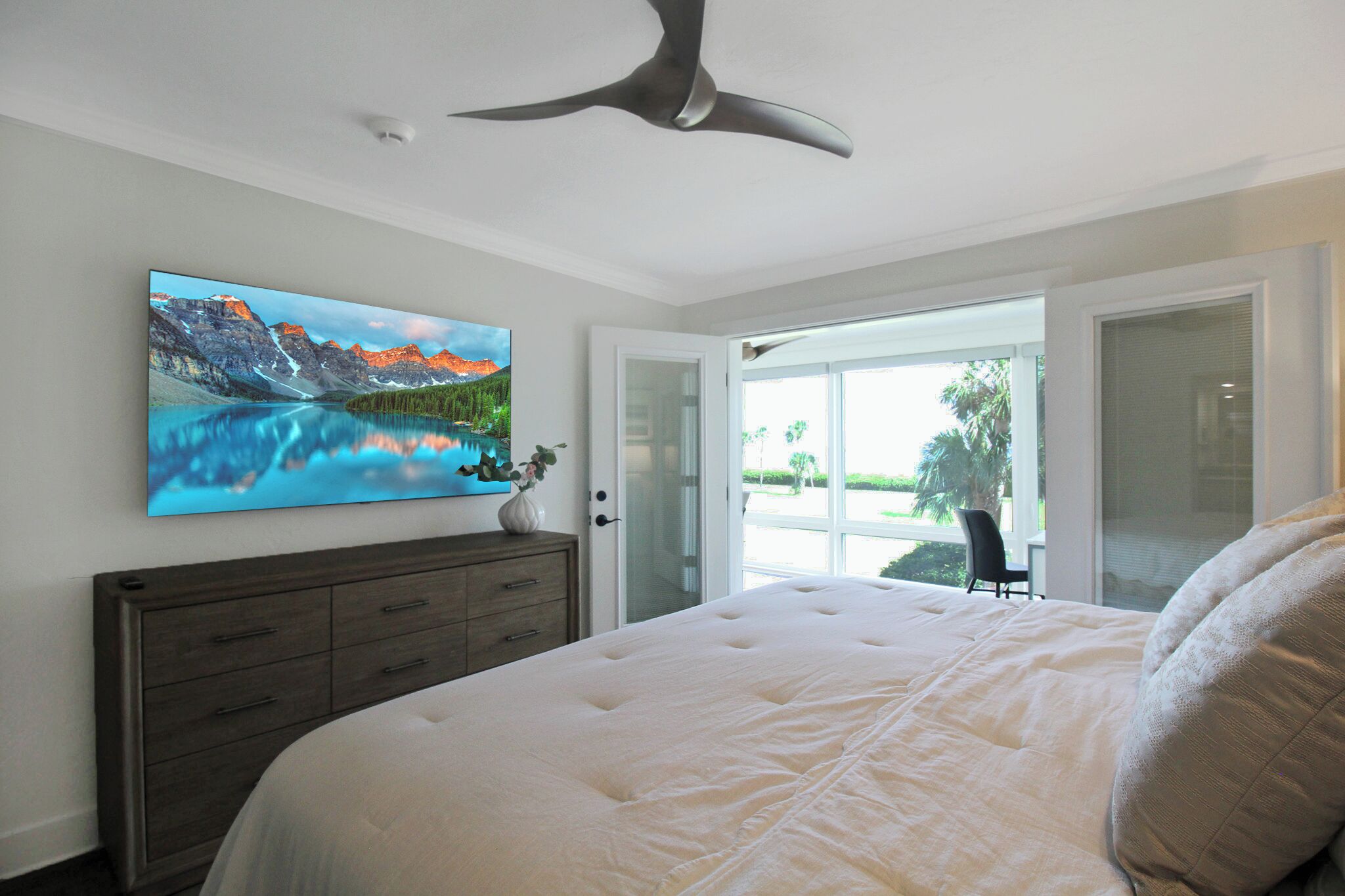 2 عدّة غرف نوم ومكتب وواي فاي مجانًا وملاءات أسرّة