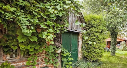 Angenehme Wohnung in einem Ferienhaus für 5 Personen mit TV, Terrasse und Haustiere erlaubt