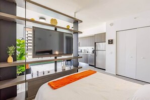 1 bedroom, in-room safe, iron/ironing board, free WiFi