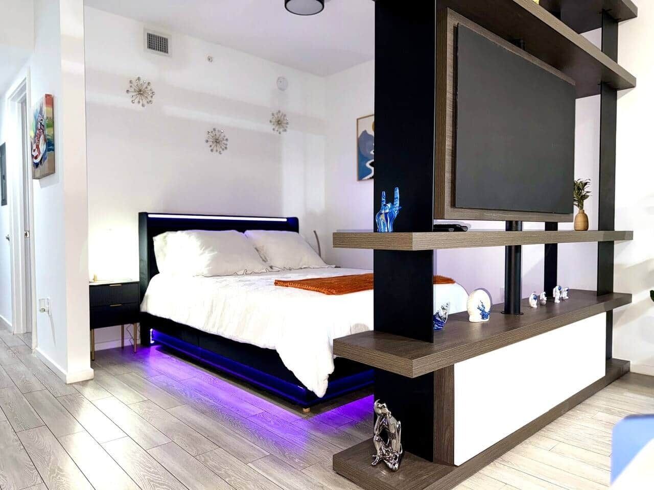 1 chambre, coffres-forts dans les chambres, fer et planche à repasser