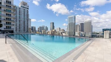 Alberca al aire libre