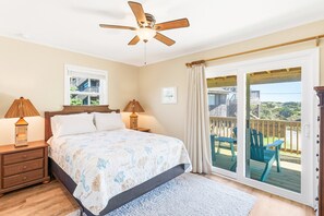 4 bedrooms, free WiFi, bed sheets - Stargazer – Semi-Oceanfront w/ Ocean Views (Avon)