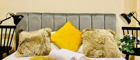 1 bedroom, iron/ironing board, Internet, bed sheets