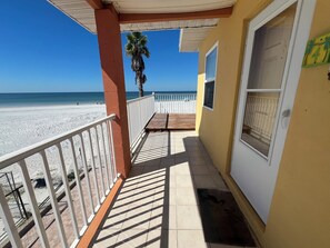 Property grounds - Beach & Relaxation, 2BR, Family + Dog Friendly (Redington Shores)