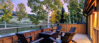 Steps From Snowmass Village Fireplace, Firepit & Mountain Views Aspen Glow Retreat by Avantstay