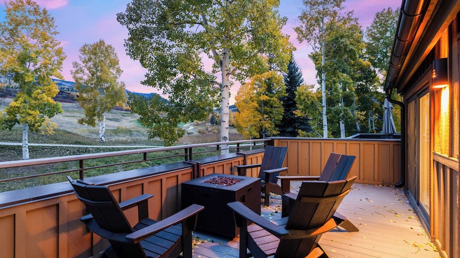 Steps From Snowmass Village Fireplace, Firepit & Mountain Views Aspen Glow Retreat by Avantstay