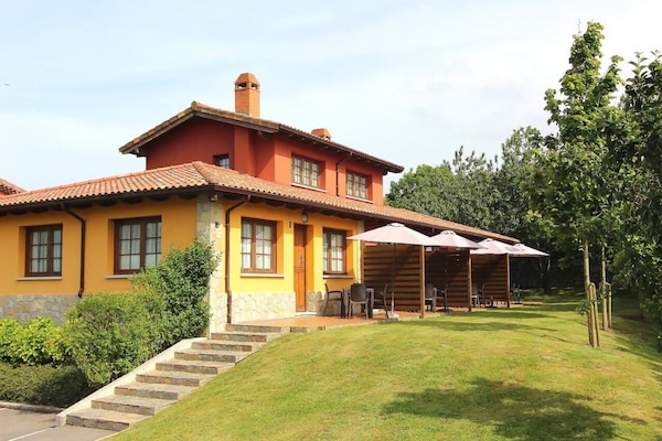 Property building,Garden,Balcony/Terrace,Floor plan,Garden view