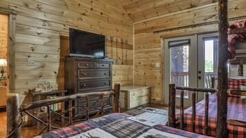 3 bedrooms, free WiFi, bed sheets