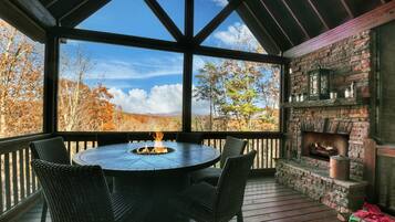 تناول الطعام