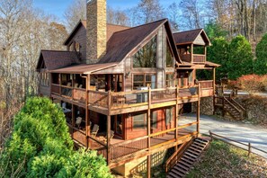 المنشأة من الخارج