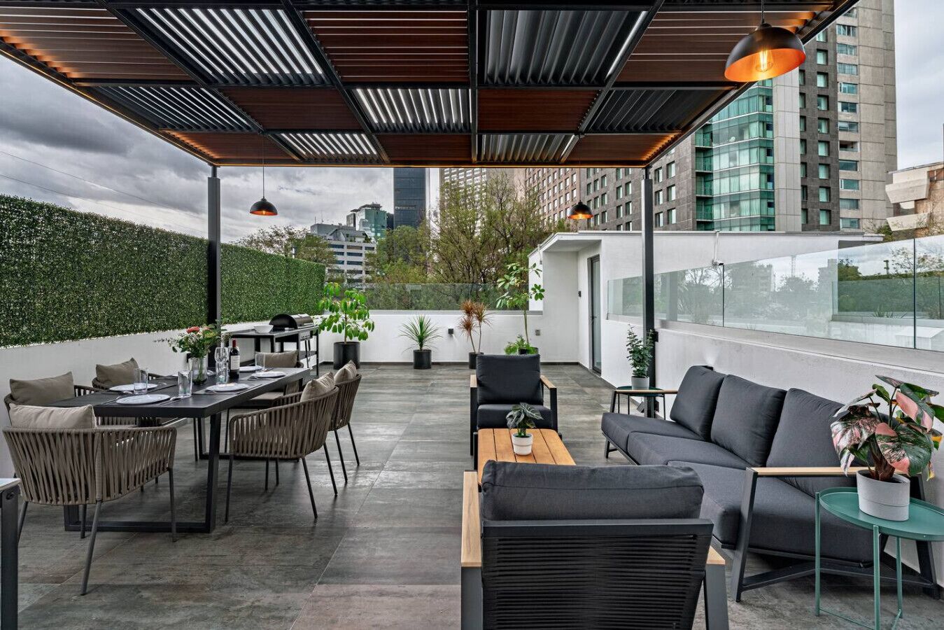 تناول الطعام بالخارج