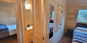 Wi-Fi gratuit, draps fournis