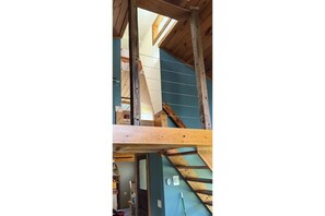 Interior - Pet friendly, Cozy escape, 12 minutes from downtown Ellicottville. (Ellicottville)