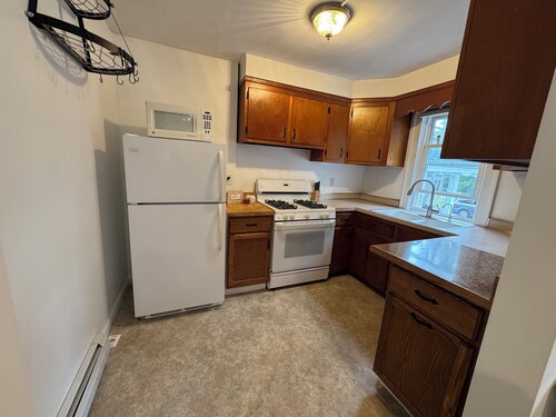 Fully Furnished 1BR Apt – Ideal for Traveling Professionals