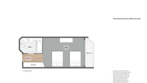 Ein Grundriss eines Hotelzimmers mit Bett, Bad, Eingangsbereich und Kleiderschrank.