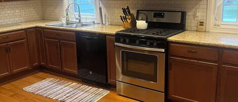 Microwave, oven, stovetop, dishwasher