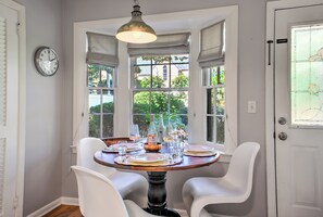 تناول الطعام