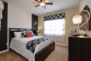 6 bedrooms, iron/ironing board, free WiFi, bed sheets