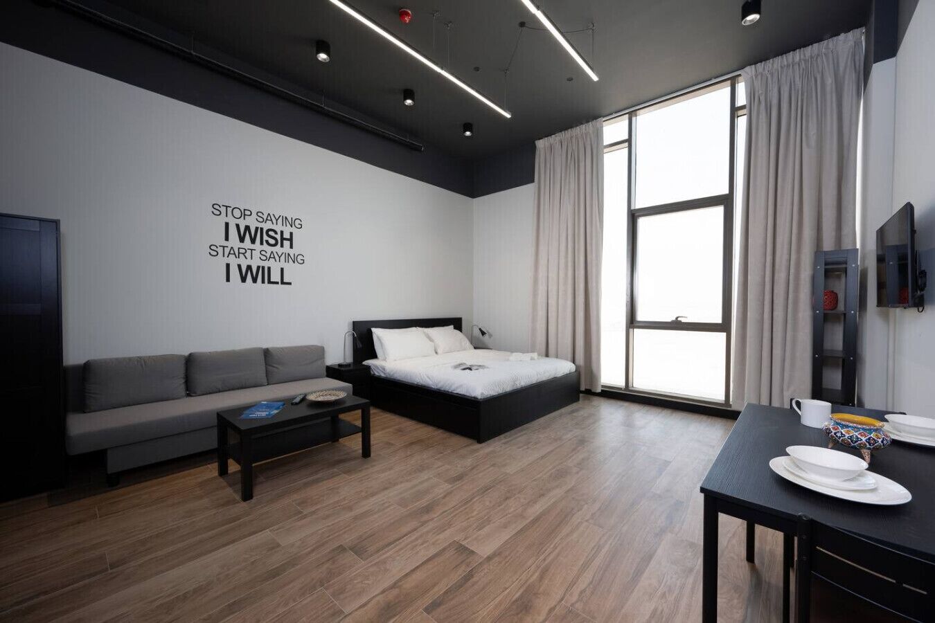 Bureau, Wi-Fi, draps fournis