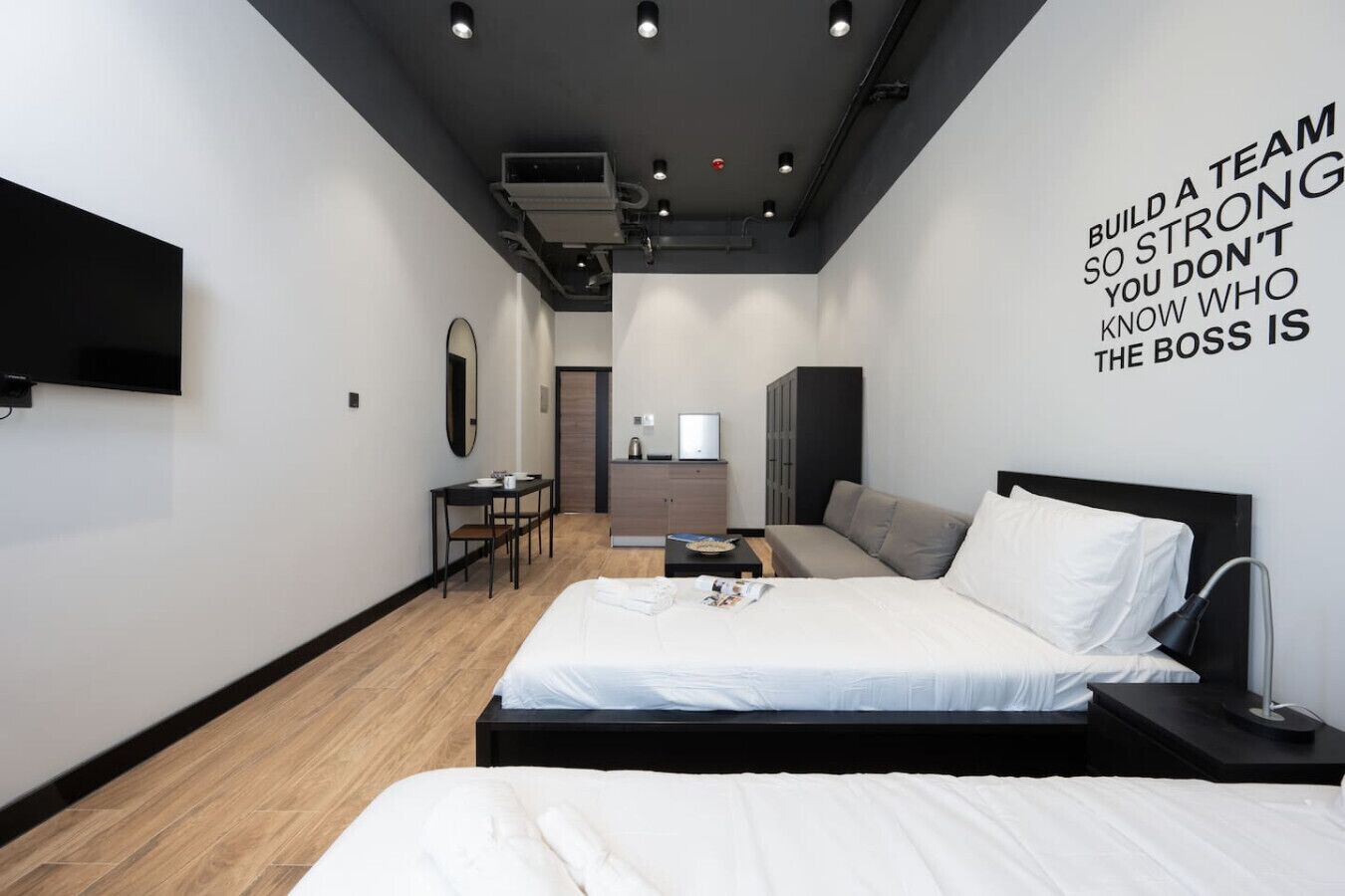 Desk, WiFi, bed sheets