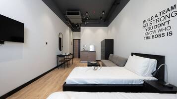 Desk, WiFi, bed sheets