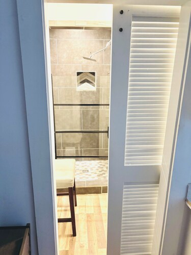 Welcoming studio with AC in vibrant Atlanta