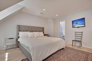 3 bedrooms, WiFi, bed sheets - Prime Location in Downtown Charleston (Charleston)