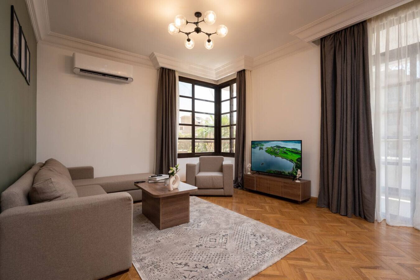 Télévision, espaces bureaux