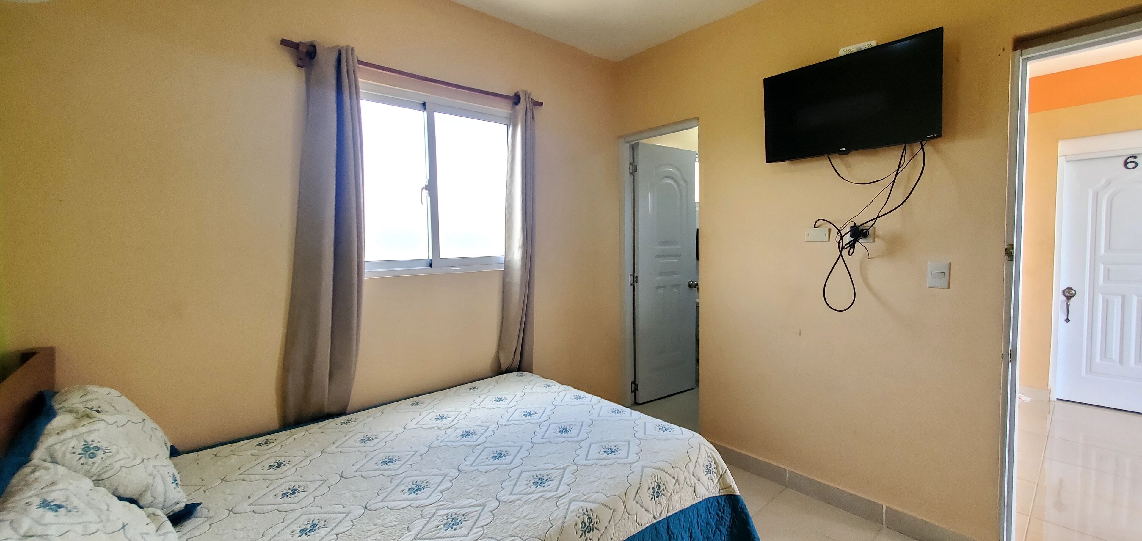 Deluxe Double Room, Garden View | Premium bedding, laptop workspace, cots/infant beds, rollaway beds