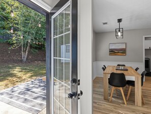 تناول الطعام