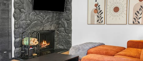 Chalet rustique Confort, vue sur la montagne | Salle de séjour