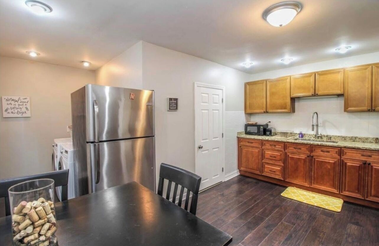 Mikroaaltouuni, uuni, liesi, astianpesukone