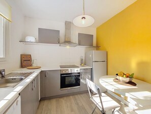 Private kitchen - Les Floriales by Interhome (Vaux Sur Mer)