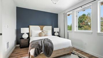 6 Schlafzimmer, Bügeleisen/Bügelbrett, Reisekinderbett, WLAN