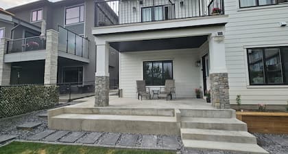 New Modern Suite in Calgary NW